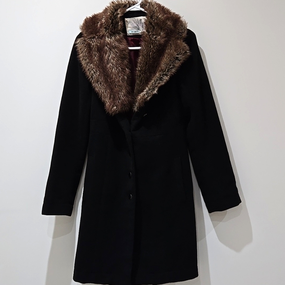 Kimchi Blue Faux fur collar Black Fall coat